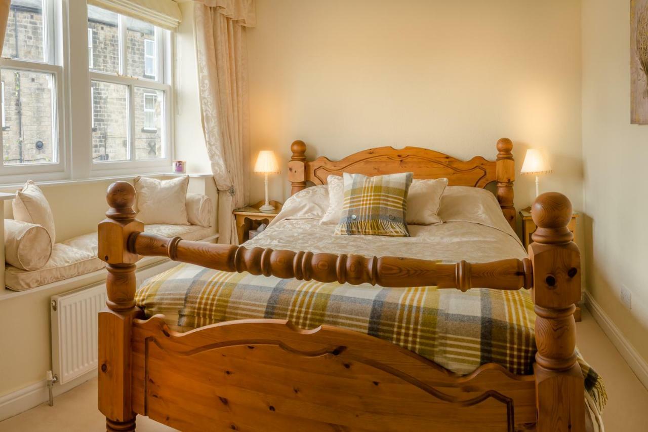 Raikes Barn Hotel Скиптън Екстериор снимка