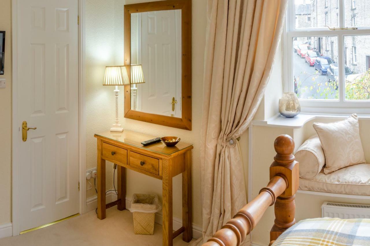 Raikes Barn Hotel Скиптън Екстериор снимка